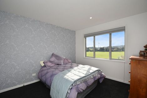 Photo of property in 361 Oreti Road, Otatara, Invercargill, 9879