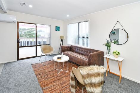 Photo of property in 2/1 Coombe Avenue, Otara, Auckland, 2023