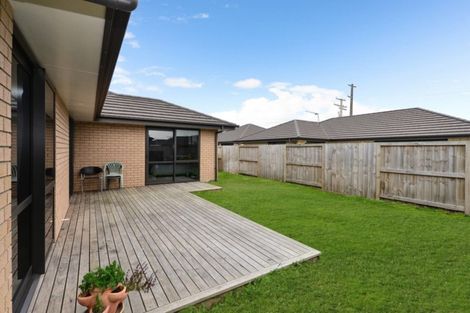 Photo of property in 15 Waikai Close, Ruakura, Hamilton, 3214