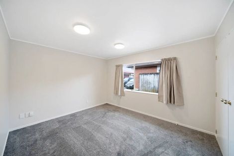 Photo of property in 100 Crawford Avenue, Mangere Bridge, Auckland, 2022