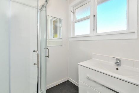 Photo of property in 25 Te Wheoro Street, Meremere, Mercer, 2474