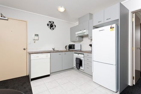 Photo of property in Marina Park Apartments, 30/146 Fanshawe Street, Auckland Central, Auckland, 1010