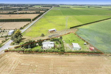 Photo of property in 365 Clintons Road, Charing Cross, Christchurch, 7671