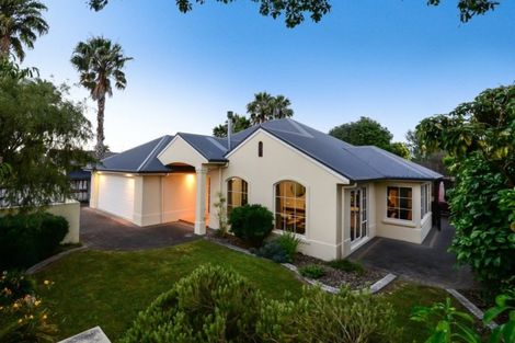 Photo of property in 5 Drumfearn Place, Rototuna, Hamilton, 3210