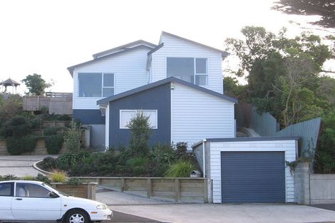 Photo of property in 16 Beach Road, Plimmerton, Porirua, 5026