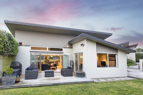 Photo of property in 335c Worsleys Road, Cracroft, Christchurch, 8022