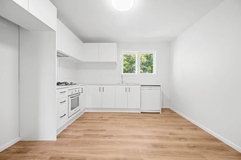 Photo of property in 350 West Coast Road, Glen Eden, Auckland, 0602