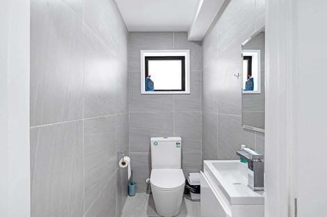 Photo of property in 16 Bliss Court, Takanini, 2110