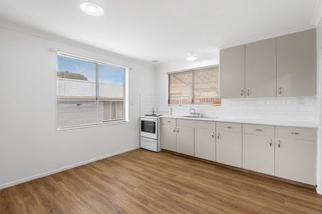 Photo of property in 1/11 Farnborough Street, Aranui, Christchurch, 8061