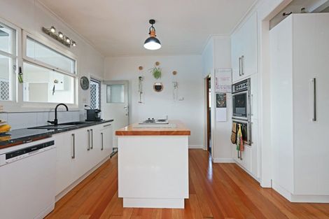 Photo of property in 1252 Louie Street, Parkvale, Hastings, 4122