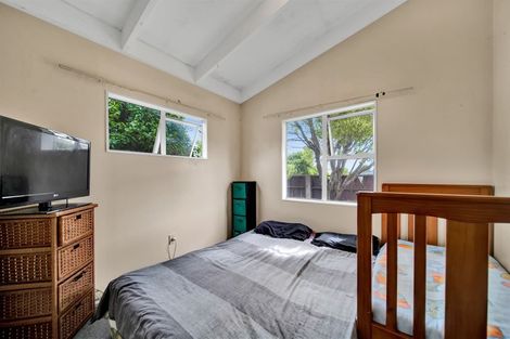 Photo of property in 2/18 Trimble Place, Bell Block, New Plymouth, 4312