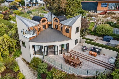 Photo of property in 64 Mount Pleasant Road, Mount Pleasant, Christchurch, 8081