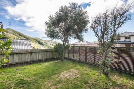 Photo of property in 68 Erlestoke Crescent, Churton Park, Wellington, 6037