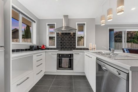 Photo of property in 9 Mcneish Place, Pokeno, 2402