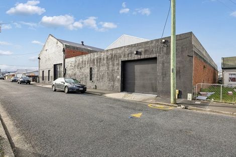Photo of property in 43 Bathgate Street, South Dunedin, Dunedin, 9012