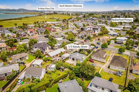 Photo of property in 1/5 Kotuku Street, Te Atatu Peninsula, Auckland, 0610