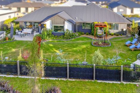 Photo of property in 3 Cox Lane, Amberley, 7410
