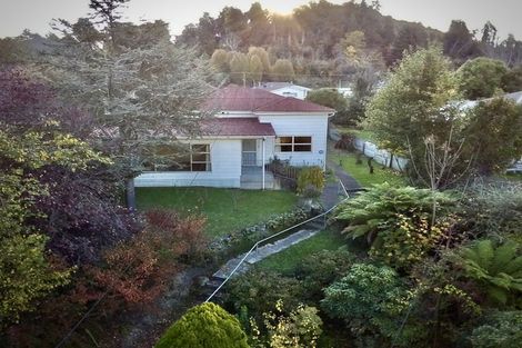 Photo of property in 137 Hautapu Street, Taihape, 4720