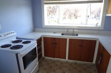 Photo of property in 1/18 Sawtell Place, Northcote, Christchurch, 8052