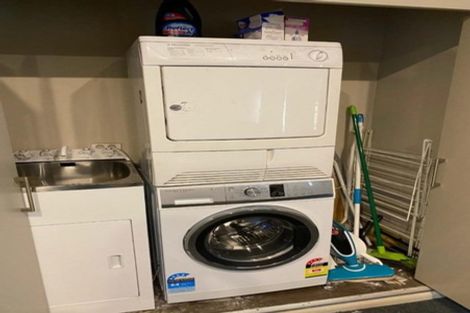 Photo of property in 78 Manor Place, Dunedin Central, Dunedin, 9016