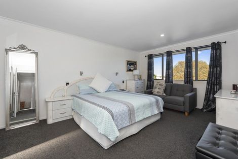 Photo of property in 9 Jersey Place, Grandview Heights, Hamilton, 3200