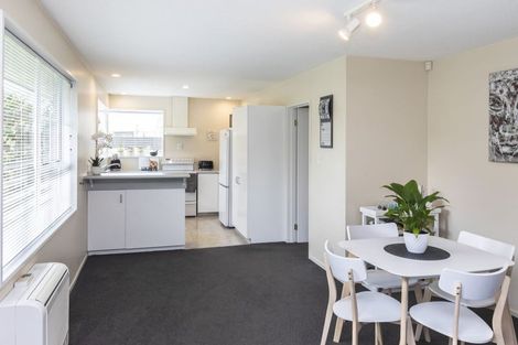 Photo of property in 1/5a Regency Crescent, Redwood, Christchurch, 8051