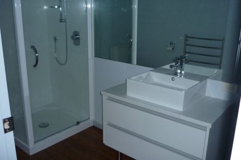 Photo of property in Santa Rosa, 3/340 Gulf Harbour Drive, Gulf Harbour, Whangaparaoa, 0930