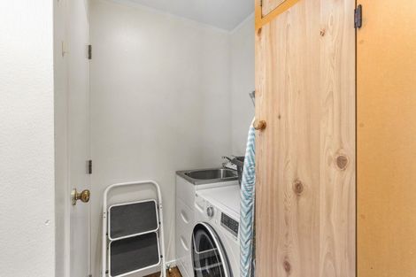 Photo of property in 44b Roxburgh Street, Mount Victoria, Wellington, 6011