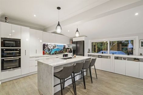 Photo of property in 31a Rewi Street, Torbay, Auckland, 0630