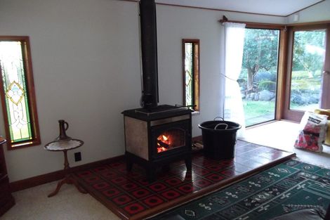 Photo of property in 34 Hukaroa Road, Raetihi, 4632