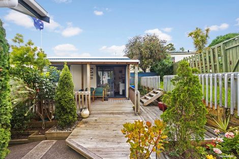 Photo of property in 1 Pauline Place, Bucklands Beach, Auckland, 2014