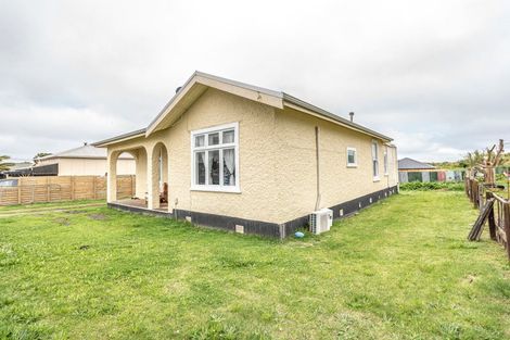 Photo of property in 23 Egmont Street, Castlecliff, Whanganui, 4501