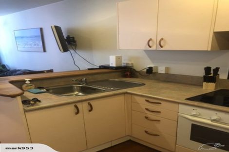 Photo of property in Terrace Tower Apartments, 3c/126 The Terrace, Wellington Central, Wellington, 6011