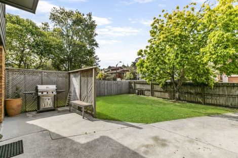 Photo of property in 20 Sandiacre Way, Browns Bay, Auckland, 0630