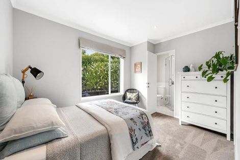 Photo of property in 11 Holly Way, Sunnyhills, Auckland, 2010