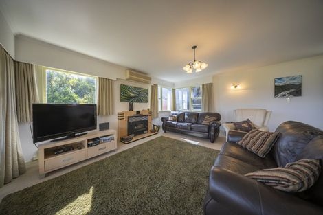 Photo of property in 6 Cathedral Drive, Manapouri, 9679