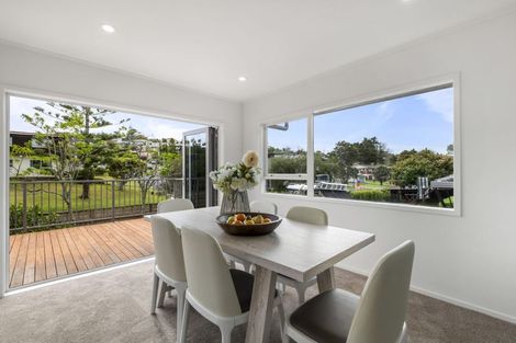 Photo of property in 58 Maxwelton Drive, Mairangi Bay, Auckland, 0630