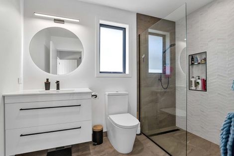 Photo of property in 123 Princess Street, Waitara, 4383