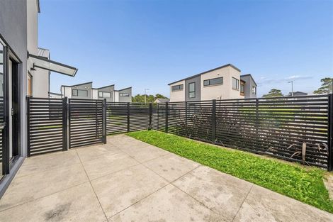 Photo of property in 8 Desert Gold Lane, Wallaceville, Upper Hutt, 5018