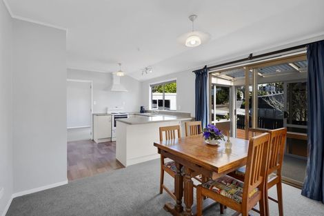 Photo of property in 87 Heta Road, Highlands Park, New Plymouth, 4312