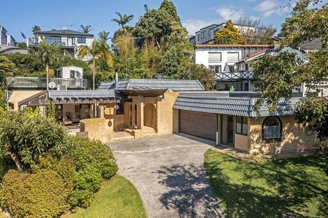 Photo of property in 4 Saddleback Rise, Murrays Bay, Auckland, 0630