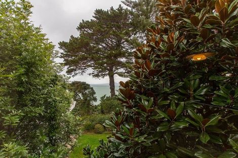 Photo of property in 11 Gray Crescent, Torbay, Auckland, 0630