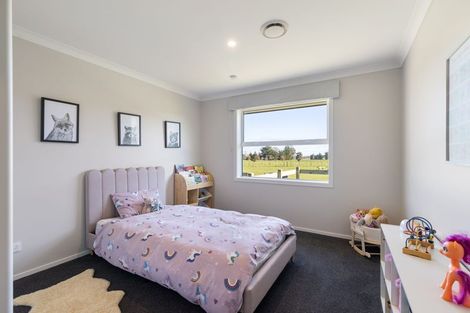 Photo of property in 18 Ashgrove Lane, Ashhurst, Palmerston North, 4470