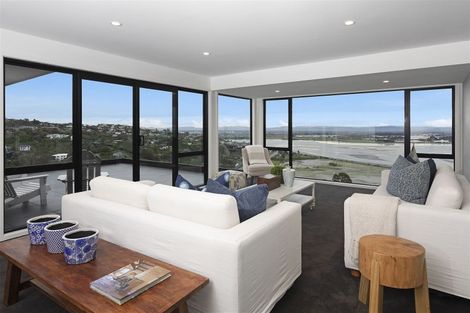 Photo of property in 11b Inverness Lane, Redcliffs, Christchurch, 8081