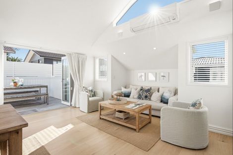 Photo of property in 75d Oceanbeach Road, Mount Maunganui, 3116
