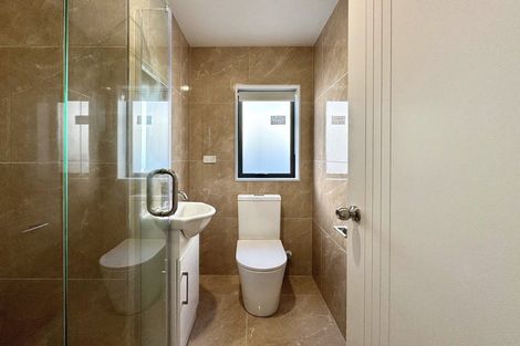 Photo of property in 7b Astor Place, Manurewa, Auckland, 2102