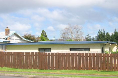 Photo of property in 1/51a View Road, Henderson, Auckland, 0612