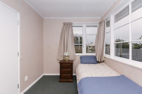 Photo of property in 45 Tweed Street, Roslyn, Palmerston North, 4414