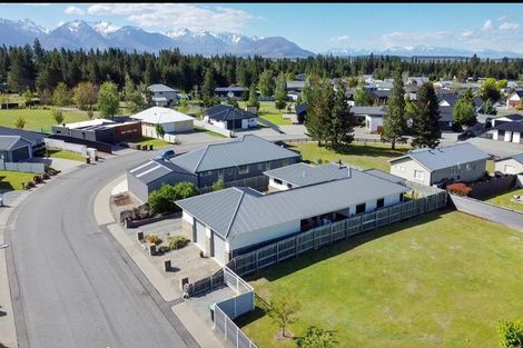 Photo of property in 27 Rhoboro Road, Twizel, 7901