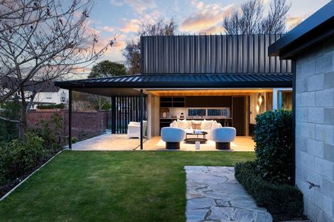 Photo of property in 87 Kahu Road, Fendalton, Christchurch, 8041